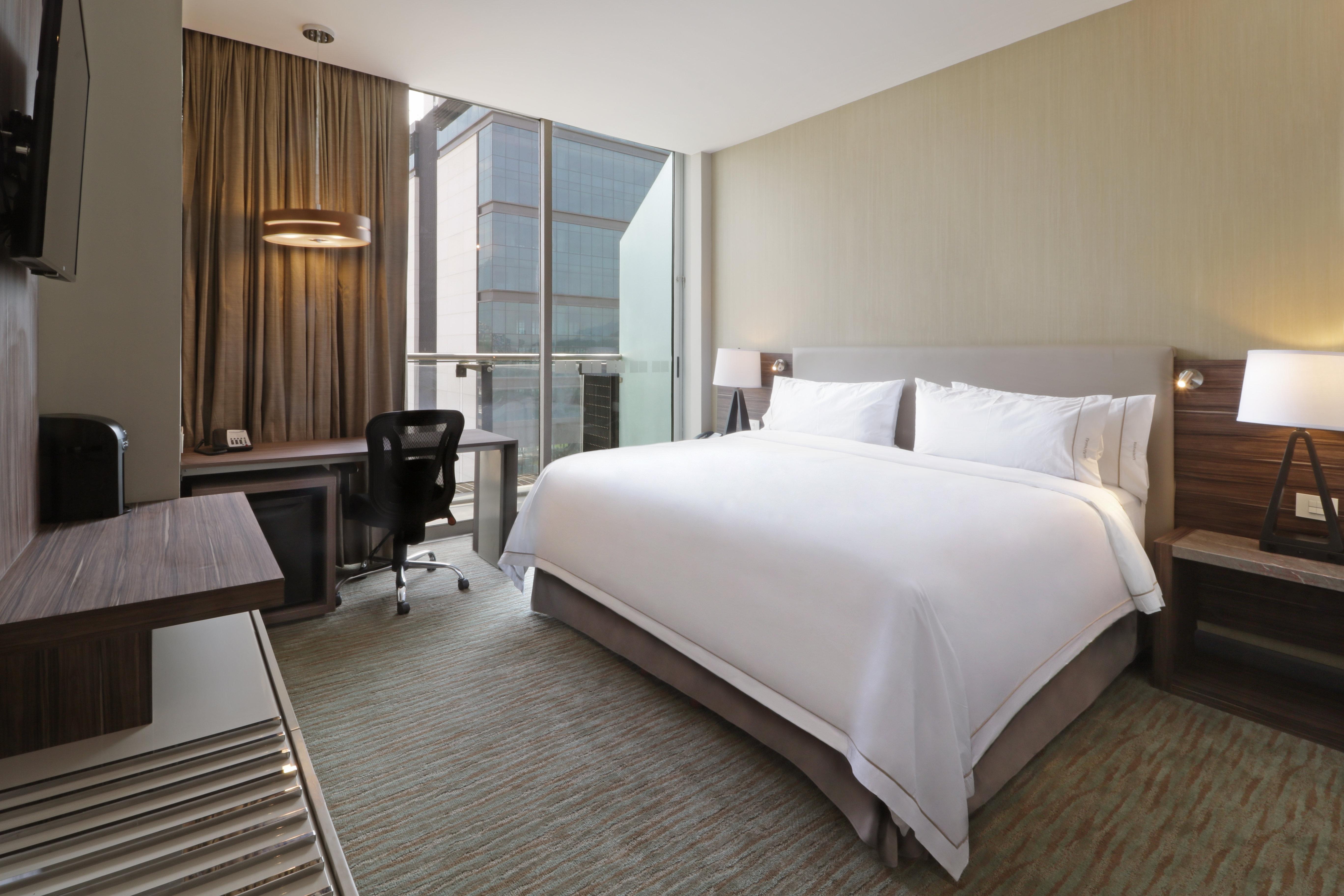 Holiday Inn Express & Suites Monterrey Valle By Ihg San Pedro Garza Garcia Exterior photo