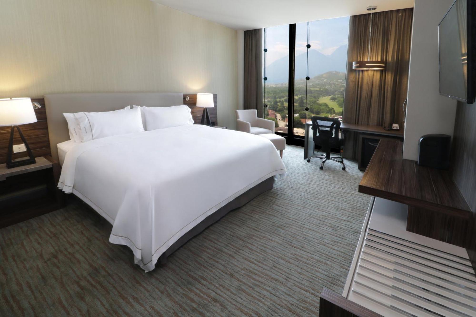 Holiday Inn Express & Suites Monterrey Valle By Ihg San Pedro Garza Garcia Exterior photo