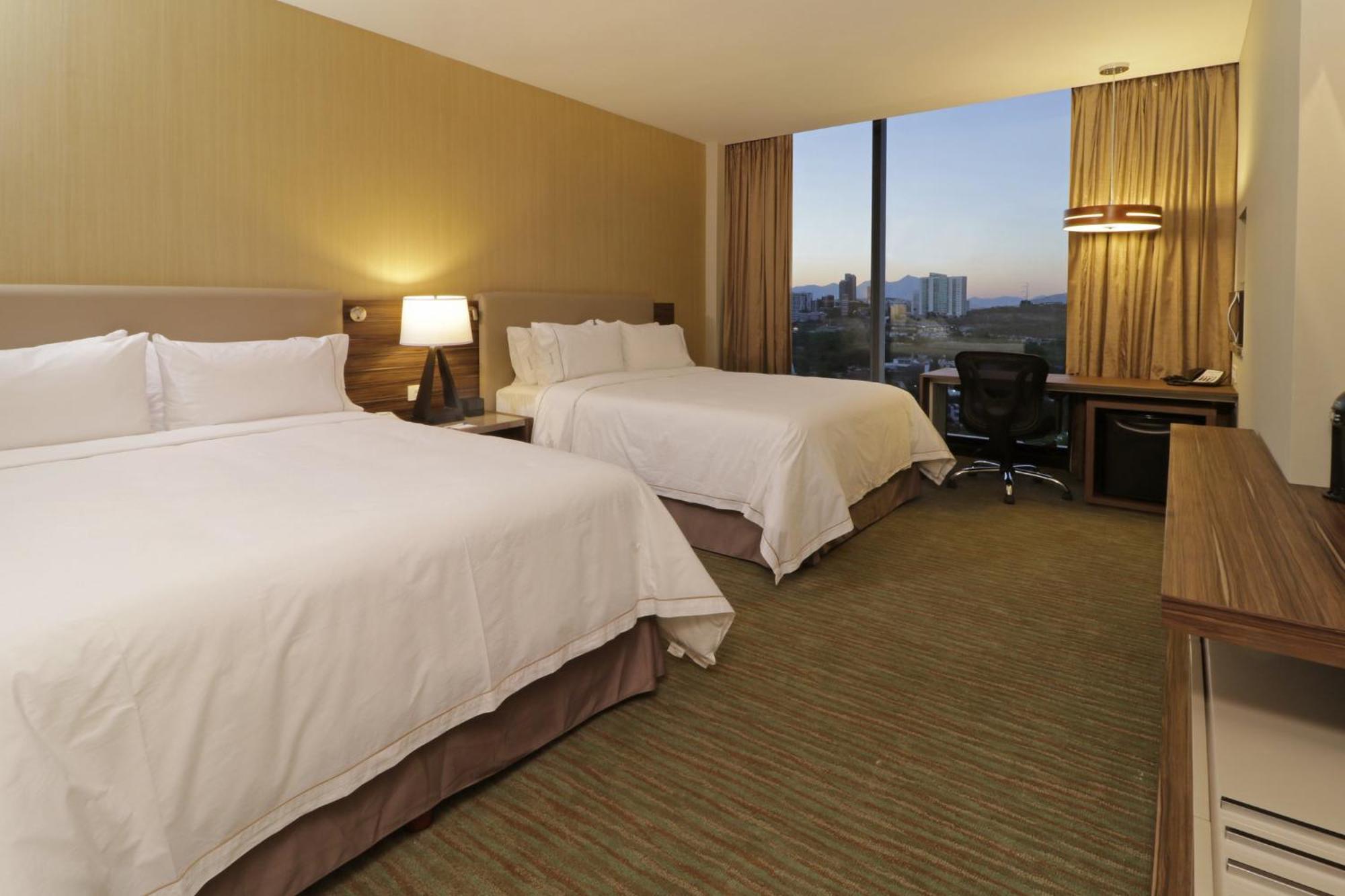 Holiday Inn Express & Suites Monterrey Valle By Ihg San Pedro Garza Garcia Exterior photo